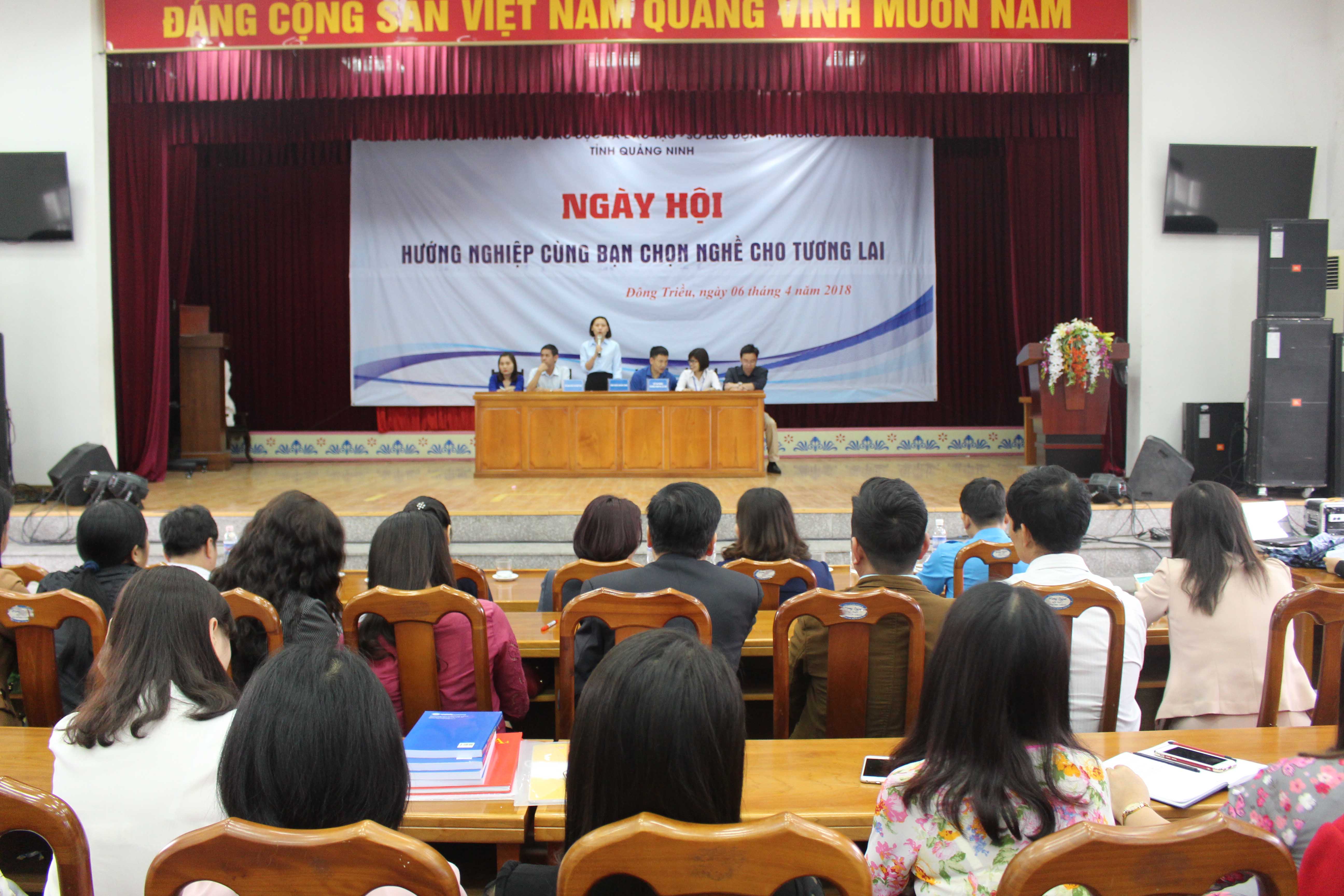 Ngày hội hướng nghiệp 